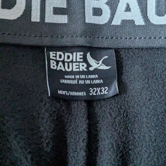 Eddie Bauer Men's Black Pants. 32x32. Water Repellent - Picture 5 of 8